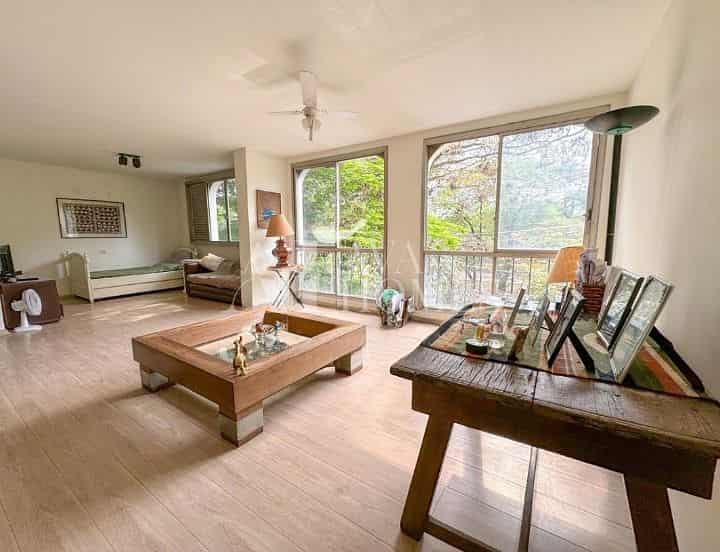 Condomínio Edifício Patrícia  - foto de fundo