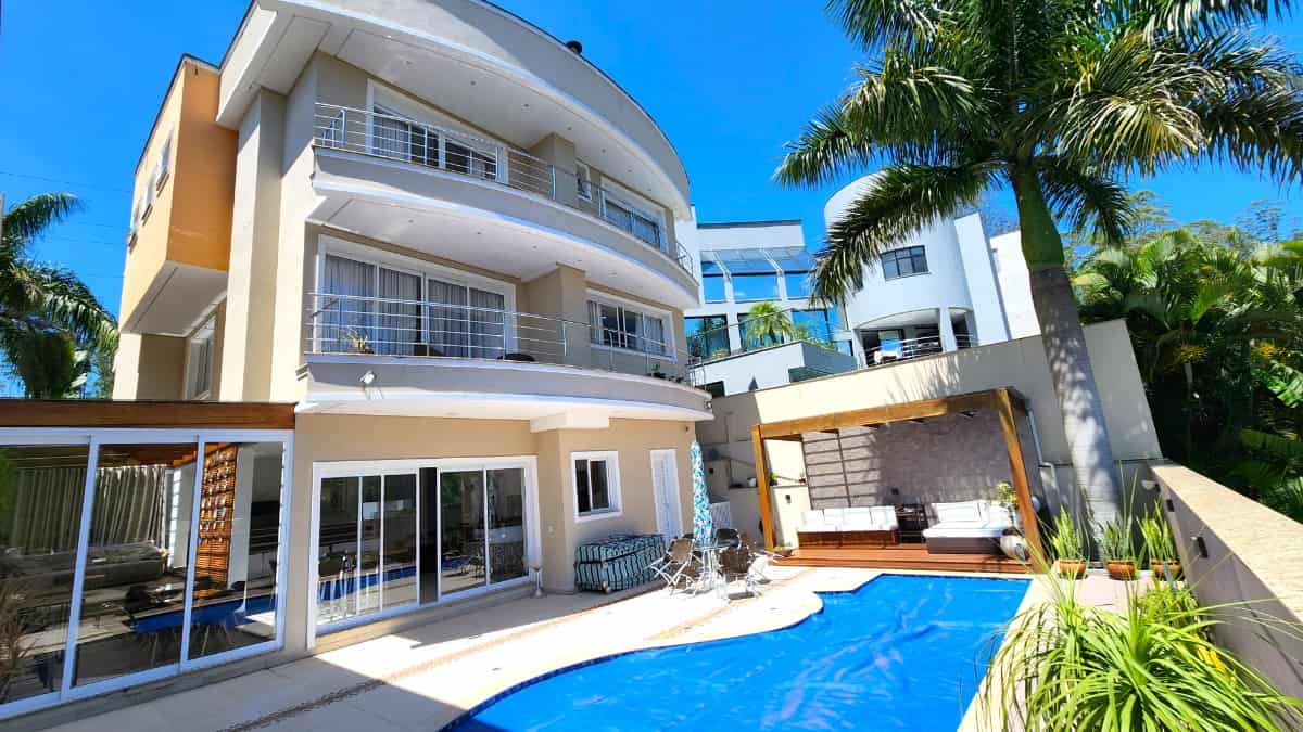 Condomínio Swiss Park  - foto de fundo