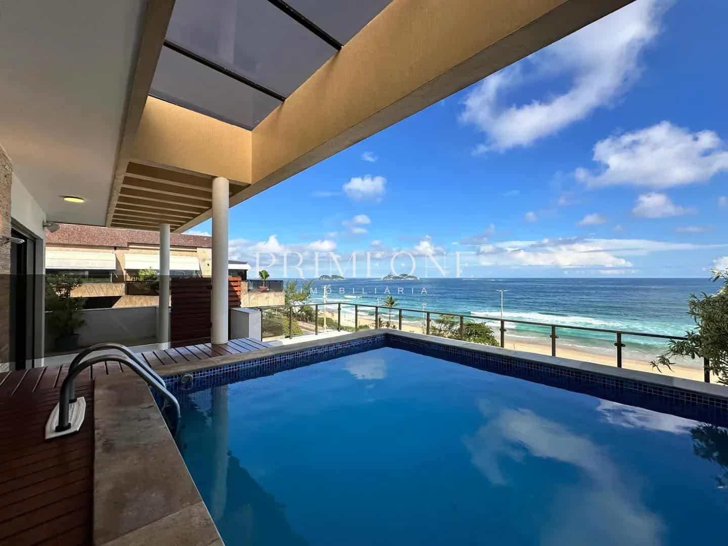 Condominio Guiseppe Verdi - foto de fundo