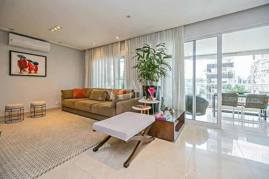 Life in Paes de Barros Sala de estar