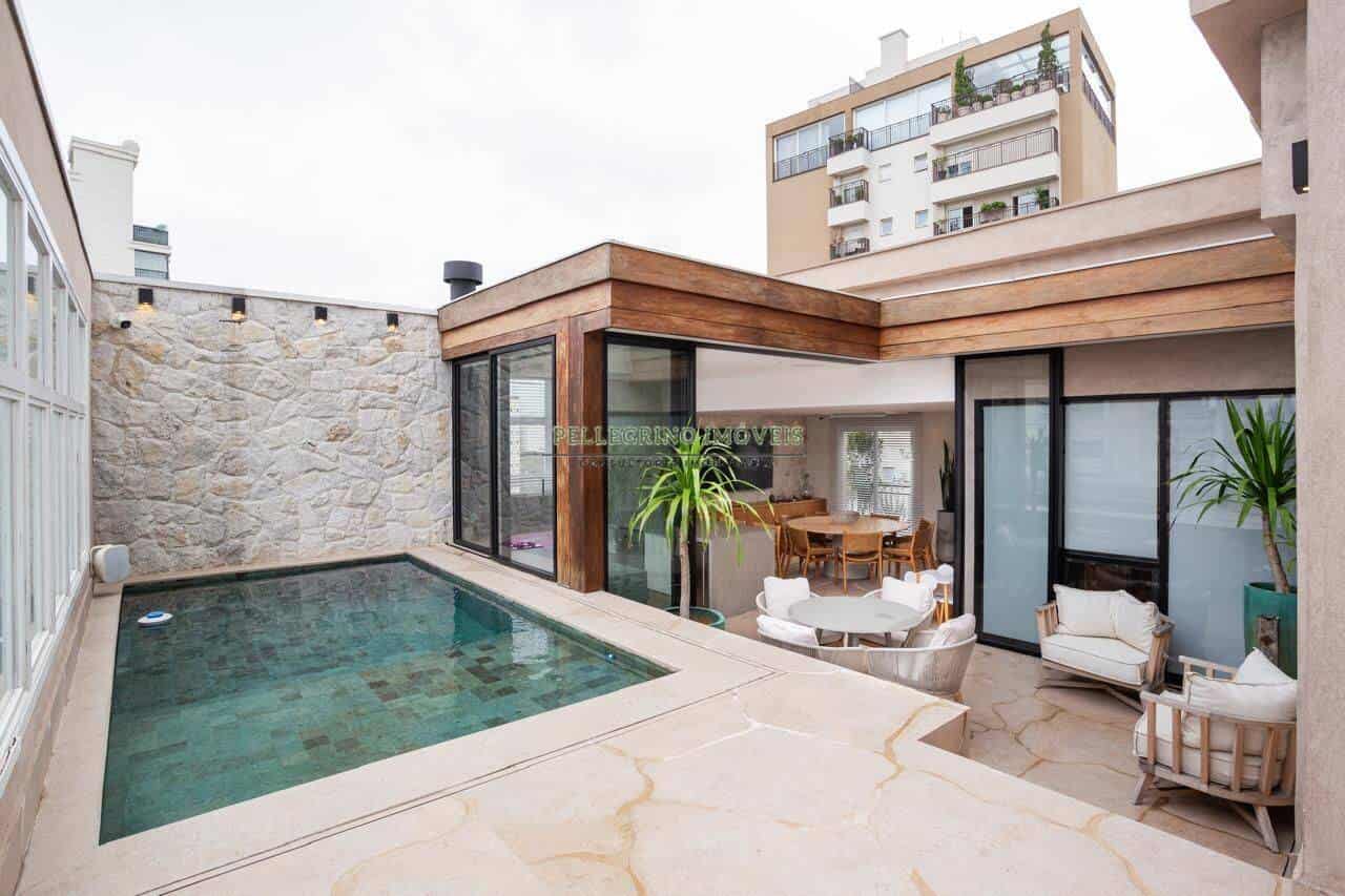 Maison Michelle Cobertura