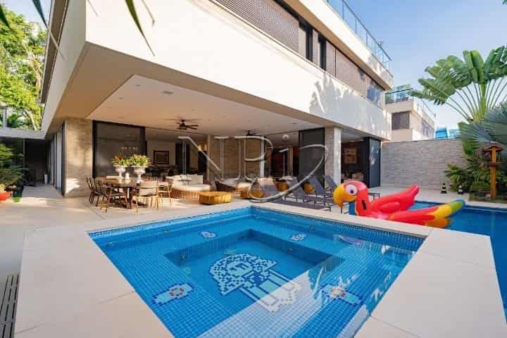 Casa Condomínio Jardim Europa - foto de fundo