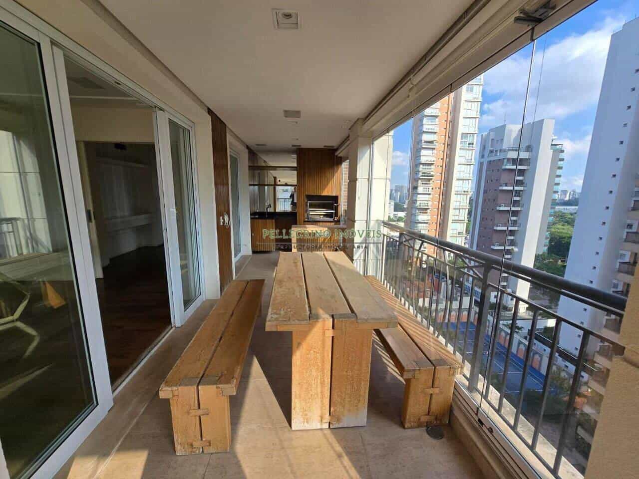 Condomínio La Tour Ibirapuera - foto de fundo