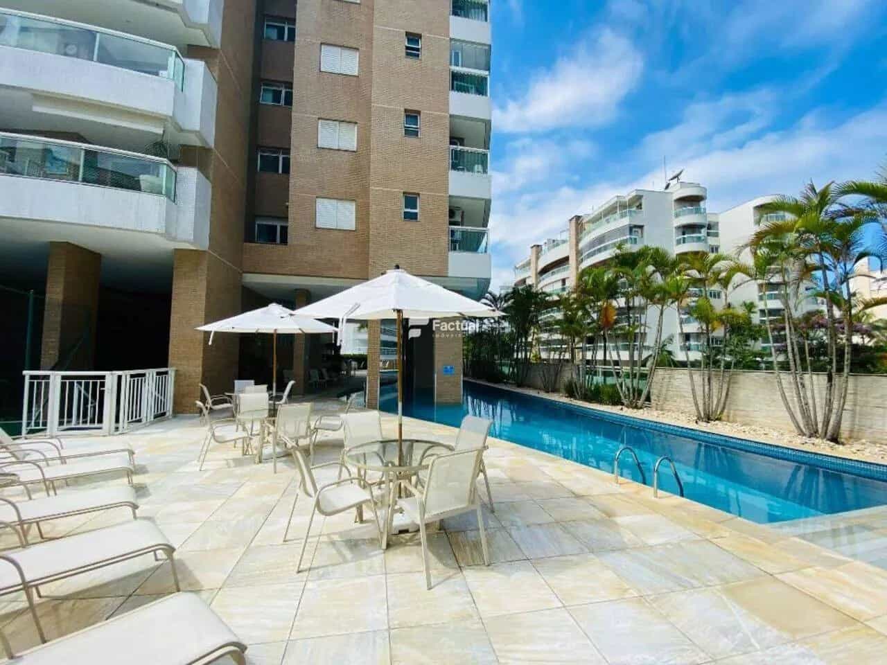 Condomínio Via Del Mare Riviera de São Lourenço - foto de fundo