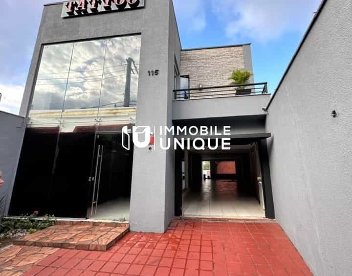 Condomínio Prédio Comercial Quarta Parada - foto de fundo