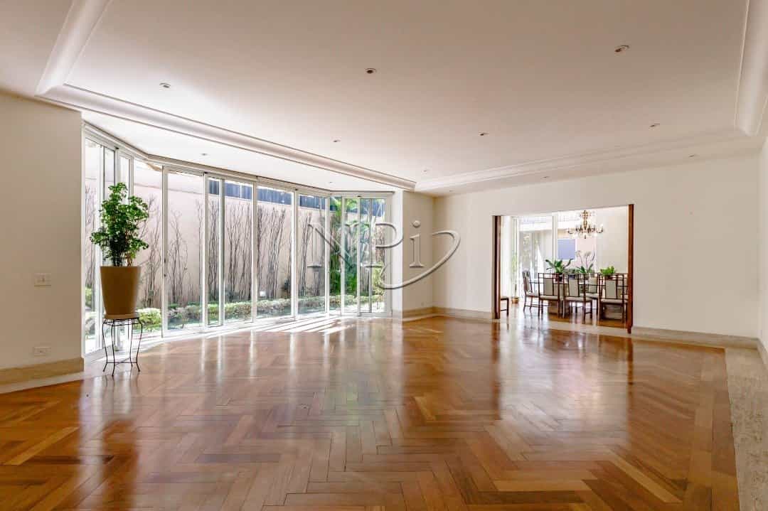 Condomínio Casa Marechal Bitencourt, 588 Jardim Paulista - foto de fundo