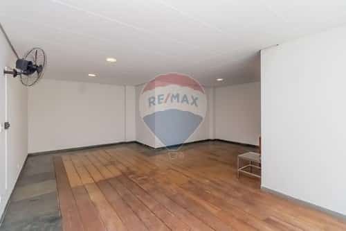 Condomínio Pedra Branca Condomínio Re/Max Sala de estar