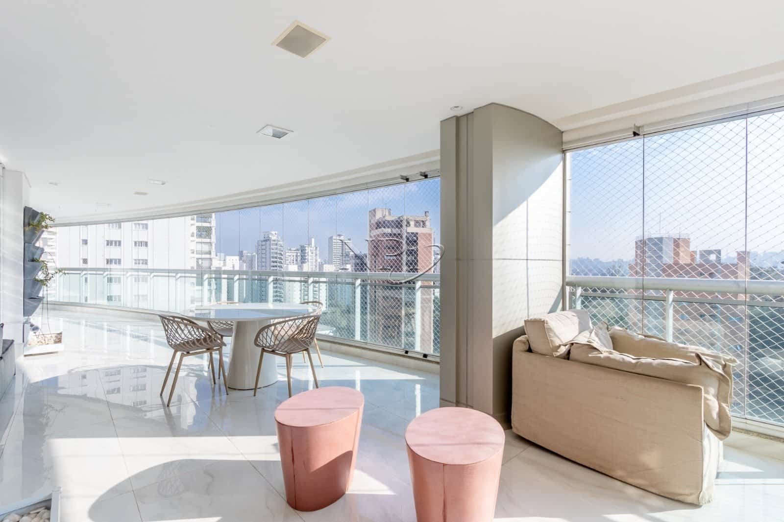 Praca de Milao Vila Nova Conceicao Varanda gourmet