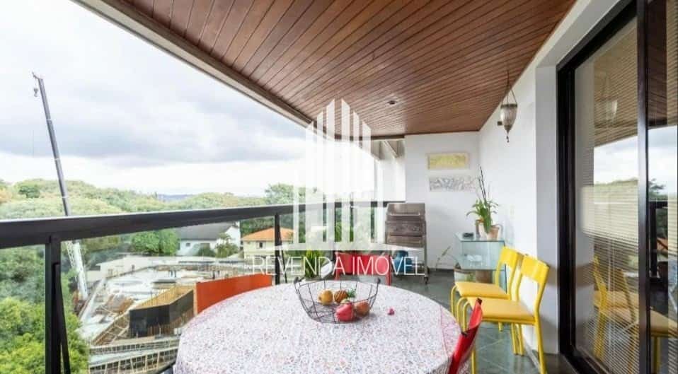 Condomínio Edifício Alto de Pinheiros Varanda gourmet