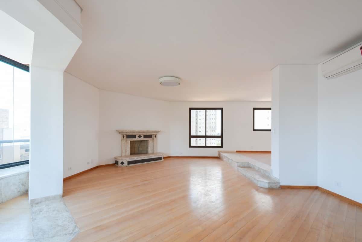 Condomínio Edificio Port Royal Des Champs