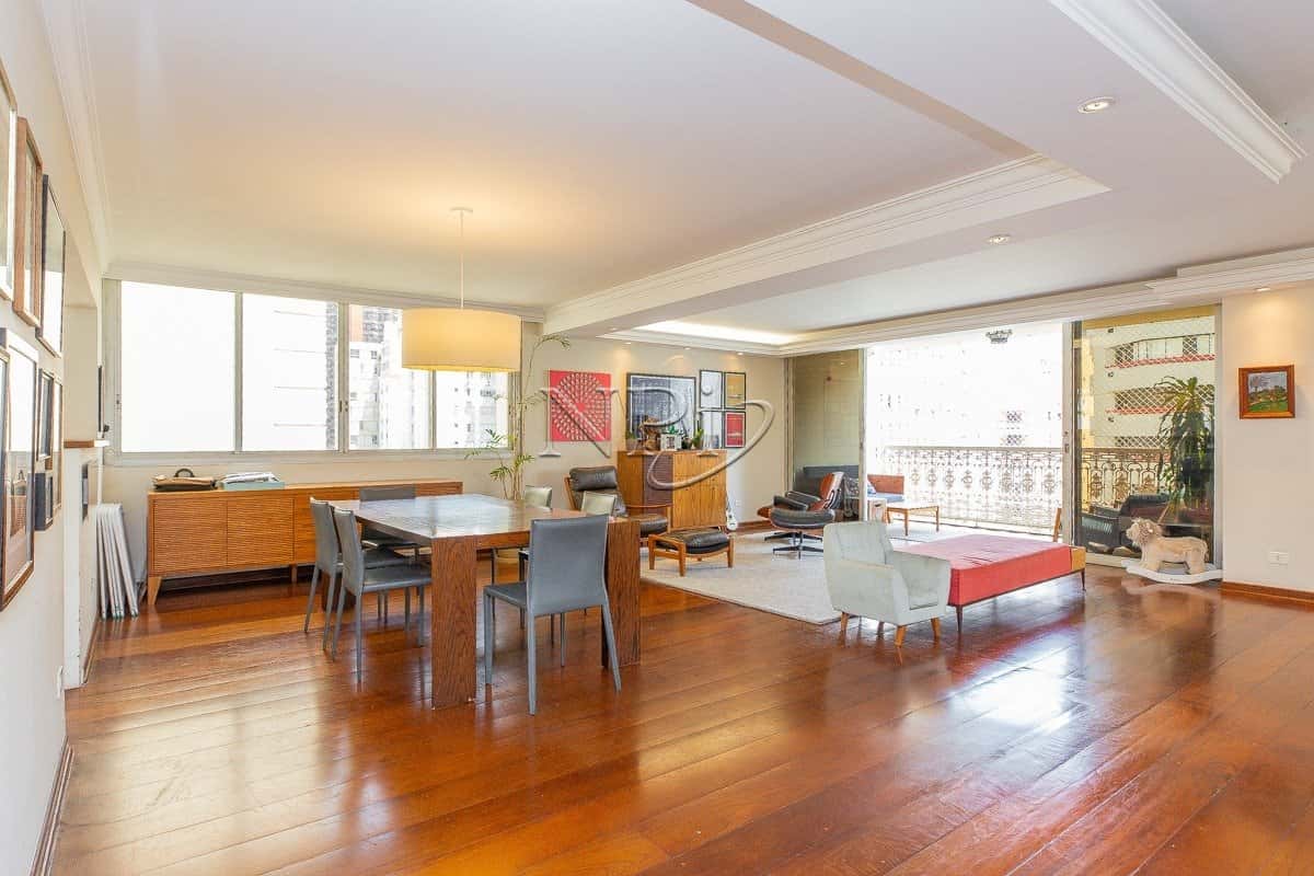 Rua Pedroso Alvarenga 121