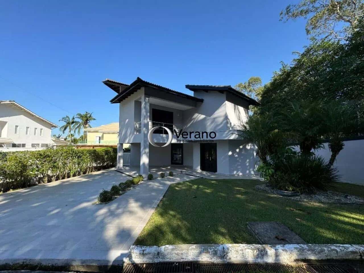 Casas a Venda No Condominio Granville Guaruja