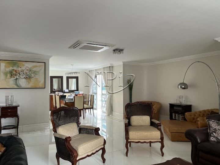 Rua Jesuíno Arruda 134