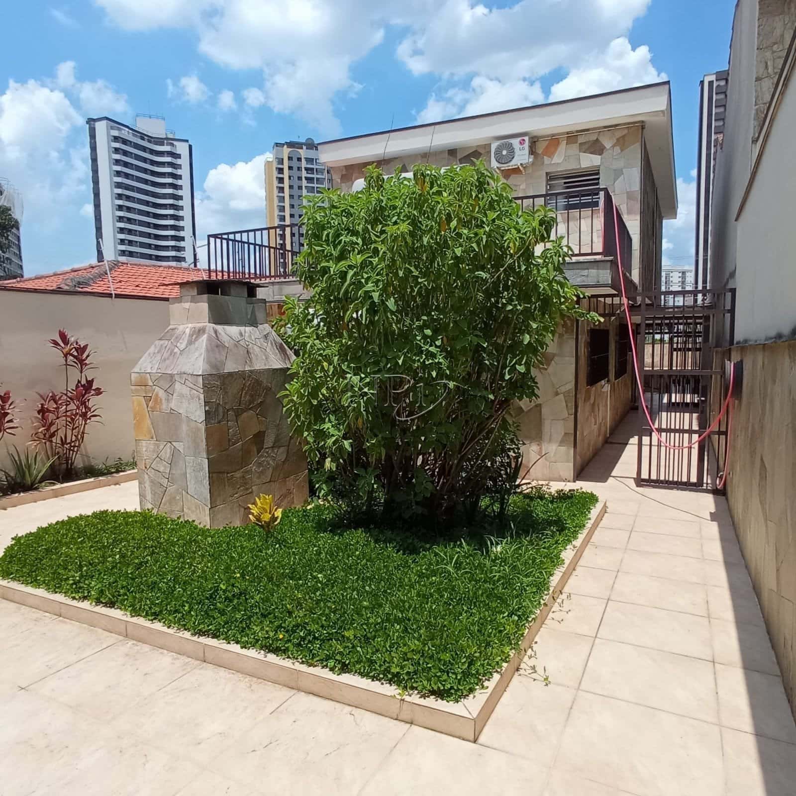 Casa a Venda No Bosque da Saude - foto 1