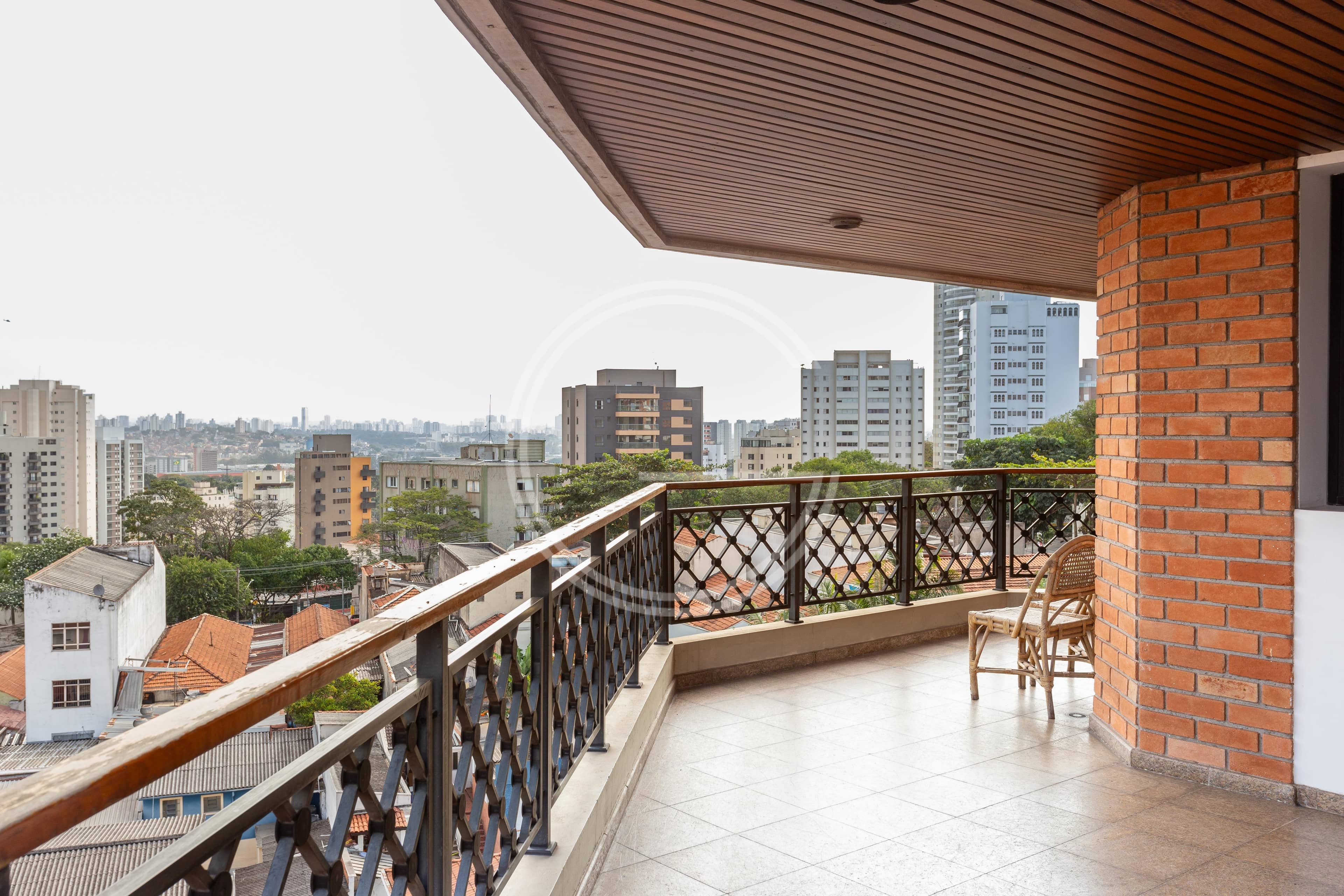 Villa Inglesa Alto de Pinheiros - foto principal