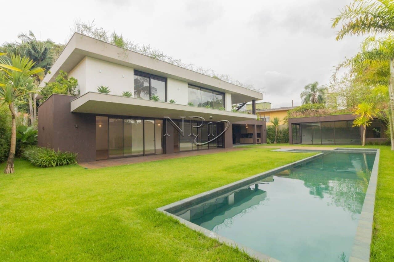 Casa a Venda Alto de Pinheiros - foto principal