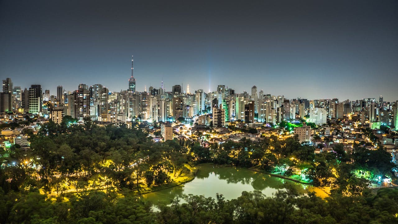 Apartamentos de alto padrão em Moema