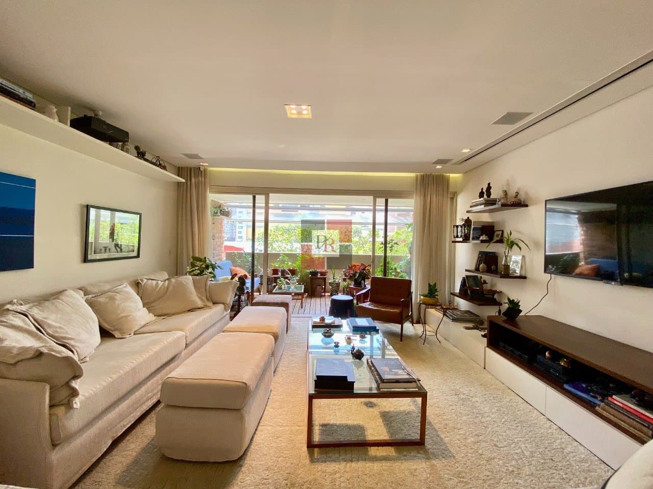 Condomínio Edificio Ijis - foto principal