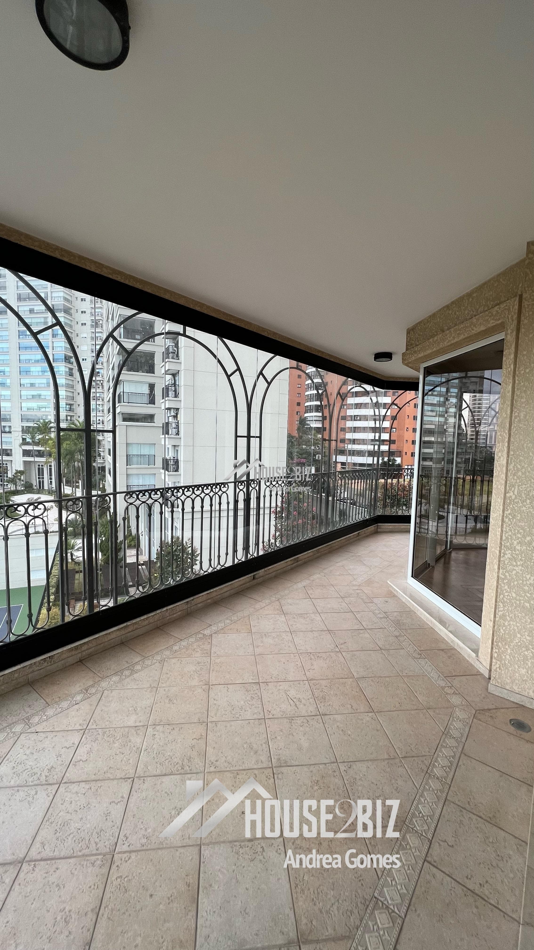 Edificio Caroline Mahal