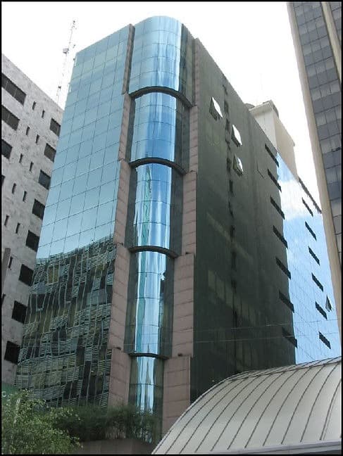 Crystal Tower Comercial Offices - imagem 2