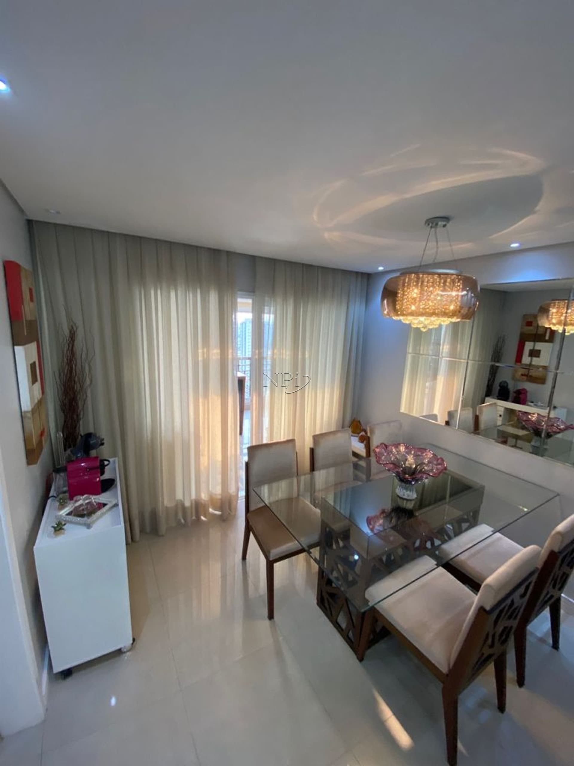 Scene Vila Romana