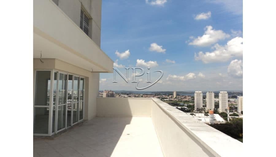 Cobertura Iepe Golf Condominium