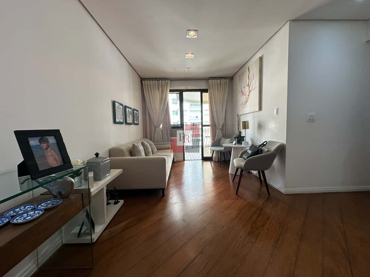 Maison George - imagem 2 Maison George - imagem 2