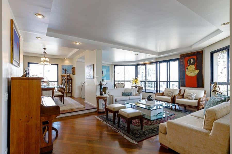 Apartamento com 3 quartos em Moema, São Paulo — Edifício Lake Buena Vista - foto 1 Apartamento com 3 quartos em Moema, São Paulo — Edifício Lake Buena Vista - foto 1