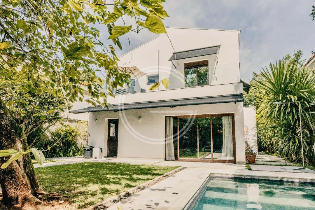 Casa com 4 quartos em Alto de Pinheiros, São Paulo — Casa a Venda Alto de Pinheiros - foto 1 Casa com 4 quartos em Alto de Pinheiros, São Paulo — Casa a Venda Alto de Pinheiros - foto 1