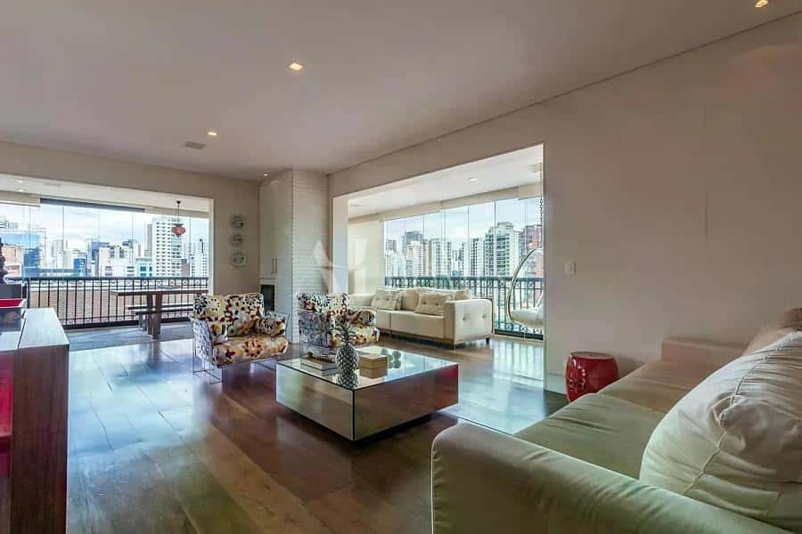 Apartamento com 3 quartos na Vila Nova Conceição, São Paulo — Edifício Venice - foto 1 Apartamento com 3 quartos na Vila Nova Conceição, São Paulo — Edifício Venice - foto 1