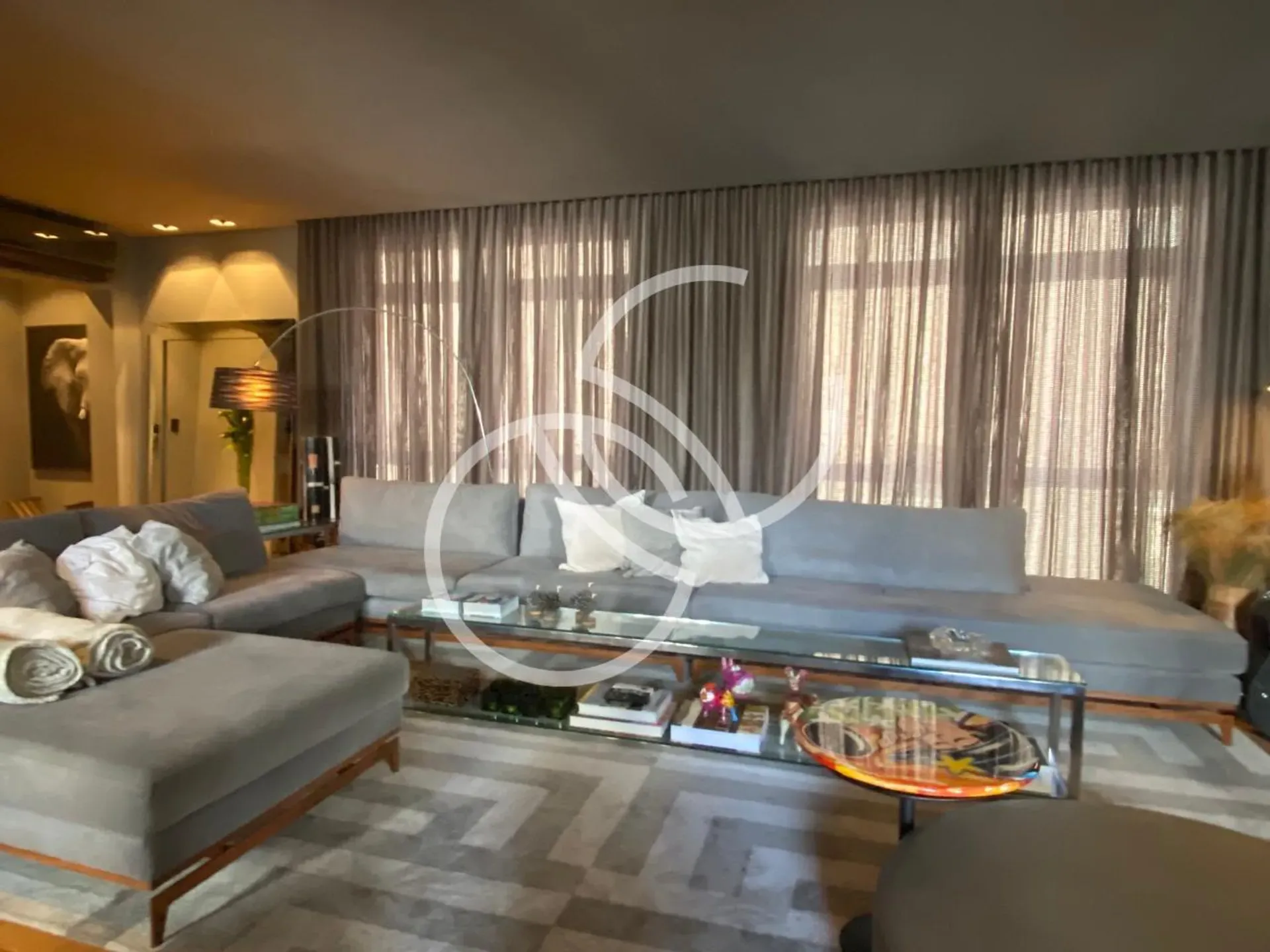 Apartamento com 2 quartos em Jardim América, São Paulo — Barão de Cocaes - foto 1 Apartamento com 2 quartos em Jardim América, São Paulo — Barão de Cocaes - foto 1