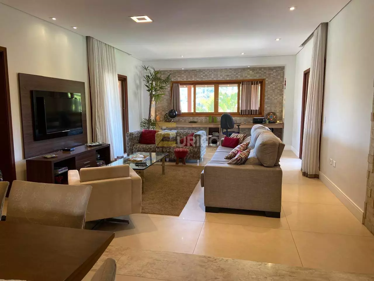 Condomínio Ipe Velho - imagem 3 Condomínio Ipe Velho - imagem 3