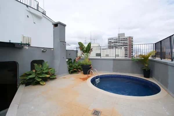 Condomínio Edifício Mirella Terraço com Piscina Condomínio Edifício Mirella Terraço com Piscina