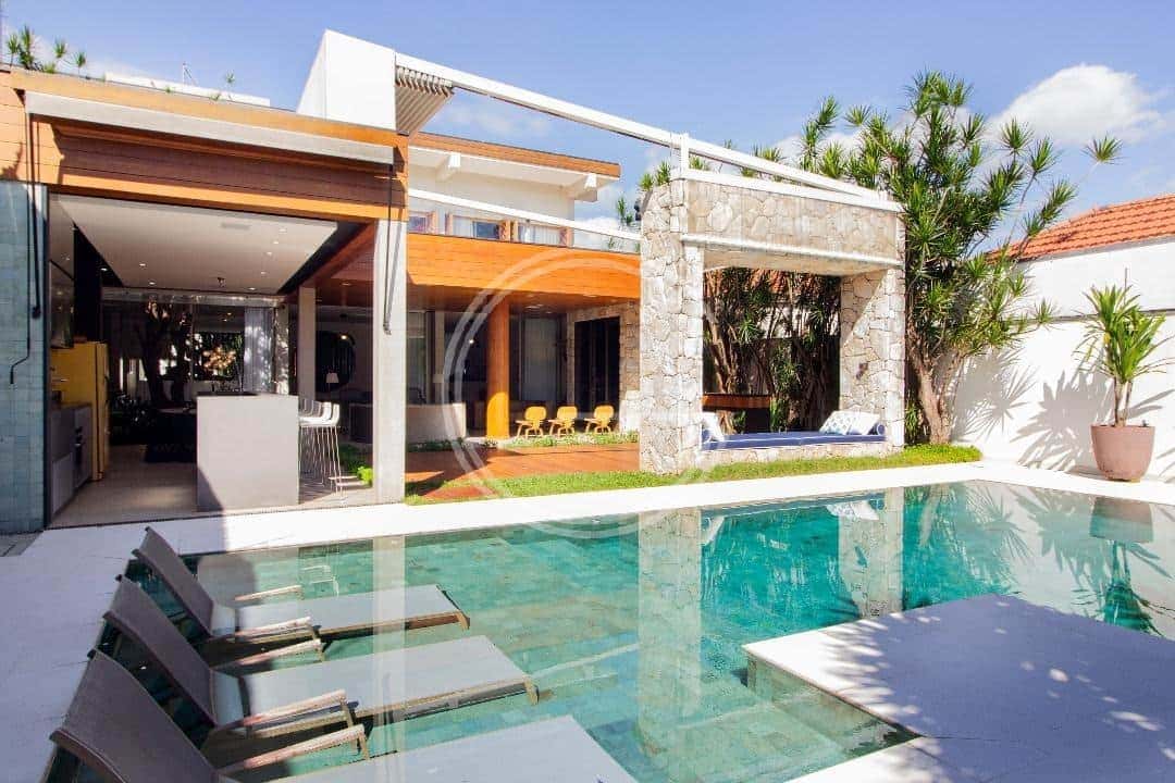 Casa com piscina a Venda Alto da Lapa Casa com piscina a Venda Alto da Lapa