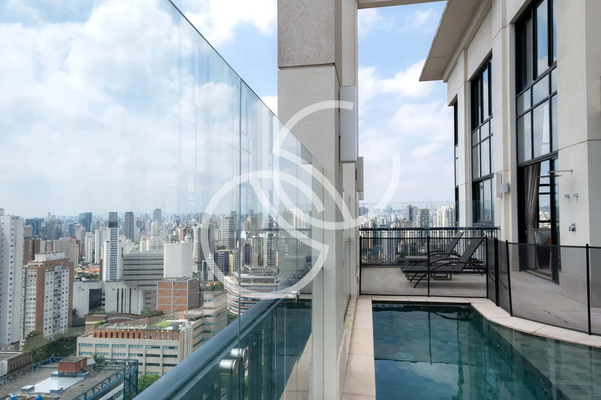 Quartier Auri Cobertura Varanda com Piscina Quartier Auri Cobertura Varanda com Piscina