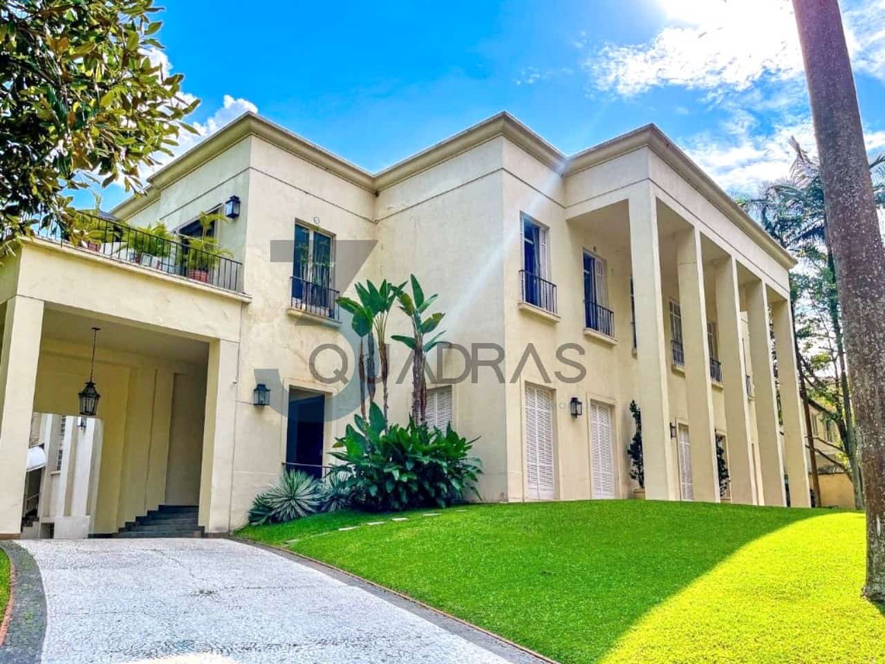 Casa a venda Praça Nicolau Scarpa Casa a venda Praça Nicolau Scarpa - foto principal 1