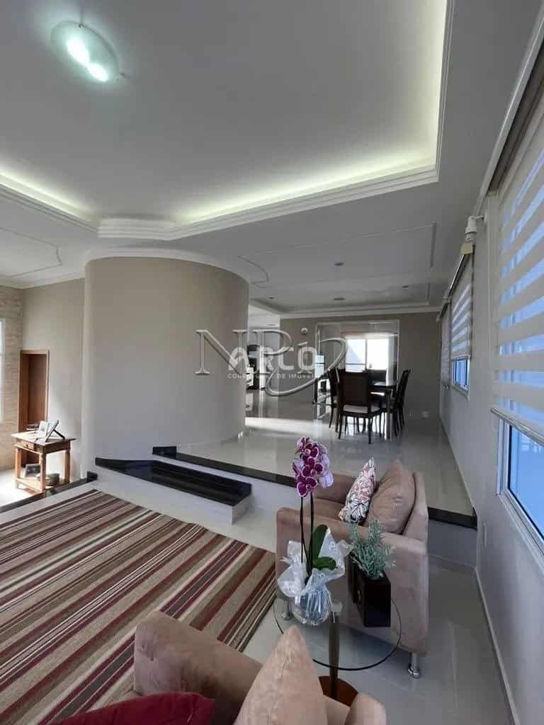 Condomínio Residencial Altos da Serra Iv - foto de fundo