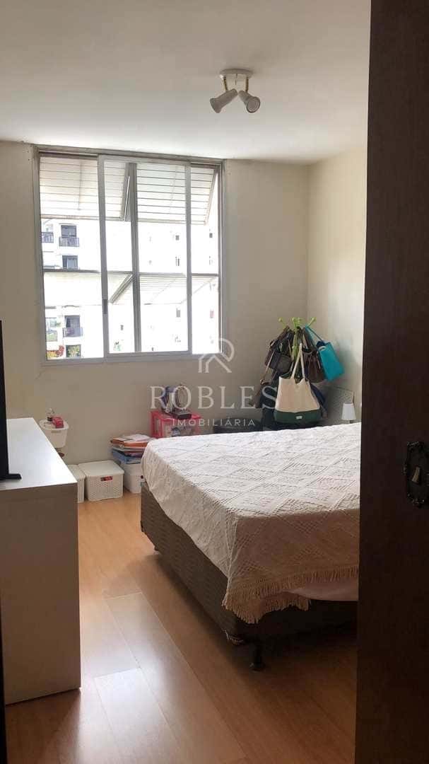 Viviane Brooklin - imagem 3 Viviane Brooklin - imagem 3