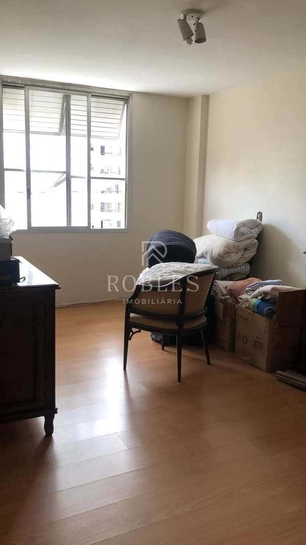 Viviane Brooklin - imagem 4 Viviane Brooklin - imagem 4