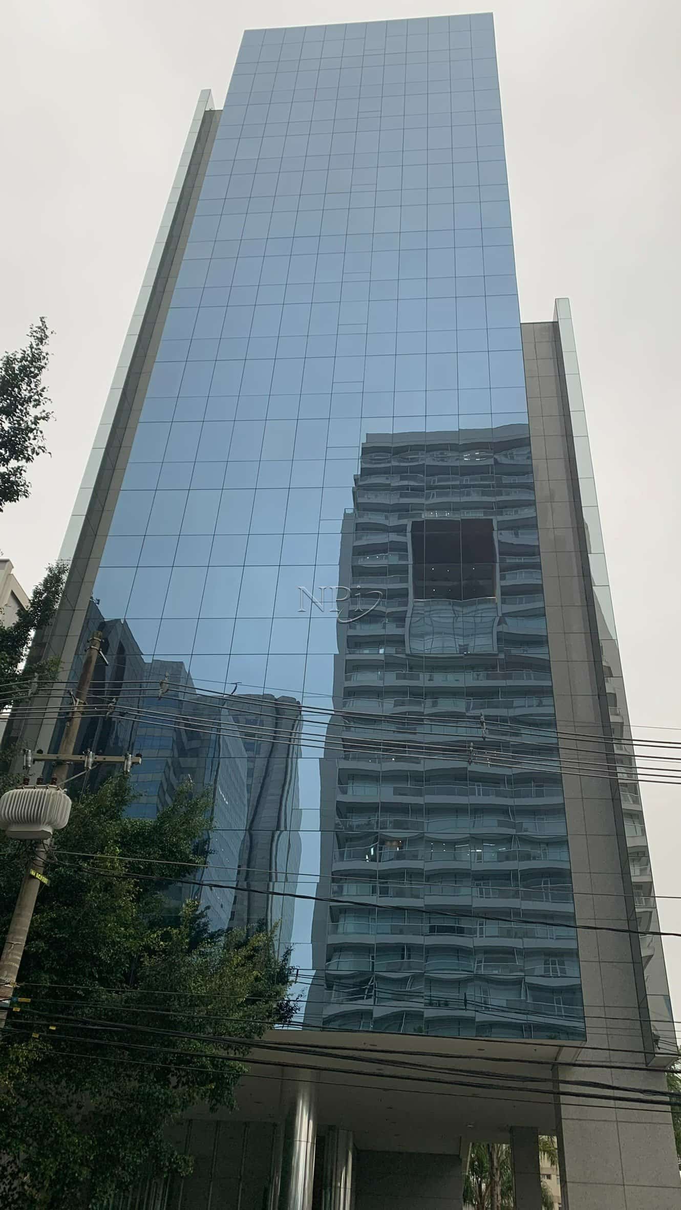 Edifício The Bridge Tower Edifício The Bridge Tower