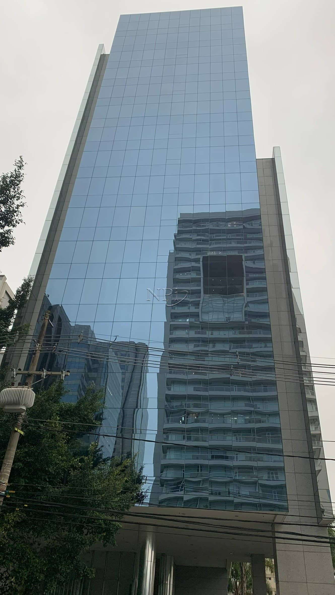 Edifício The Bridge Tower Edifício The Bridge Tower - foto principal