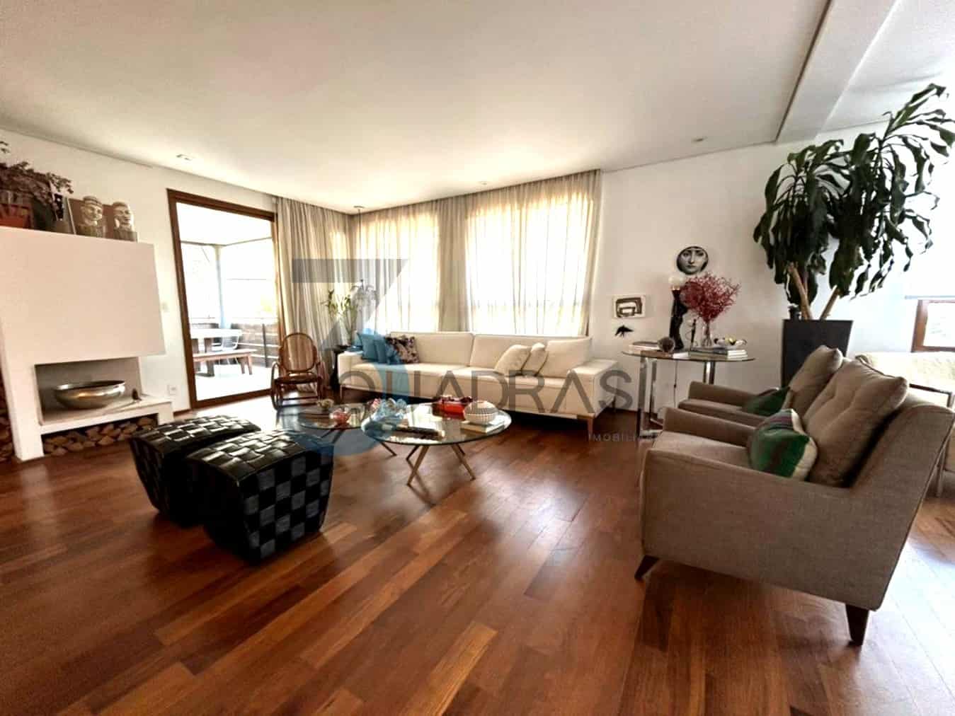 Condomínio 4x4 Pinheiros - foto de fundo