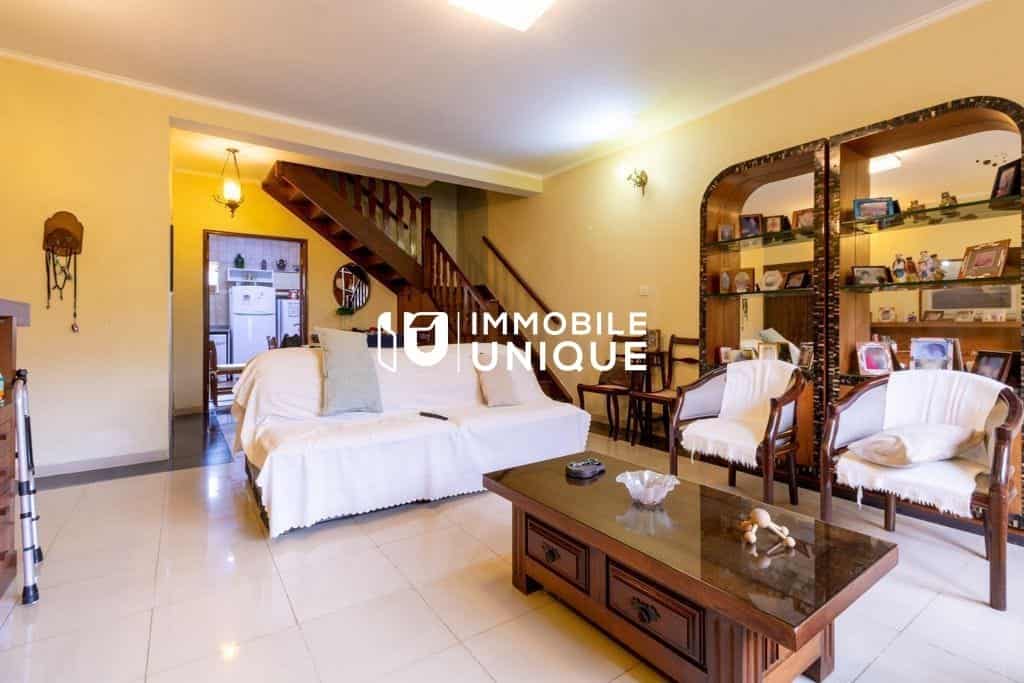 Condomínio Casa Jardim Santa Paula - foto de fundo