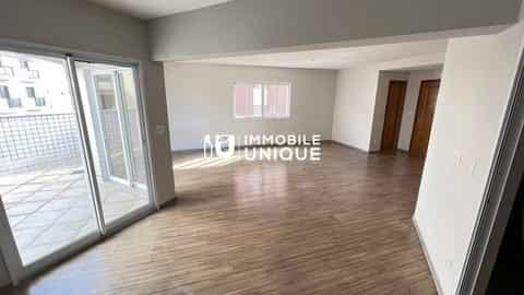 Condomínio Edifício Astreya Aquilino Bina - foto de fundo