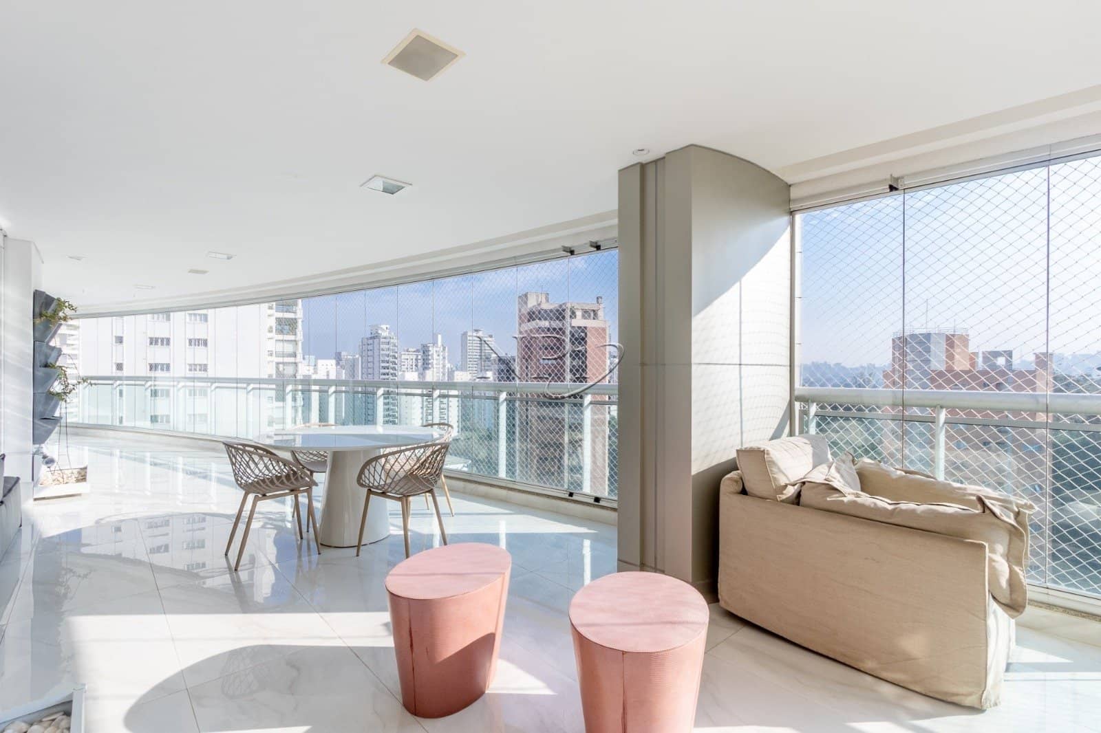 Praca de Milao Vila Nova Conceicao Praca de Milao Vila Nova Conceicao - foto principal