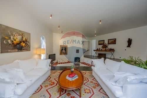 Casa a Venda No Parque Real Casa a Venda No Parque Real Sala de estar