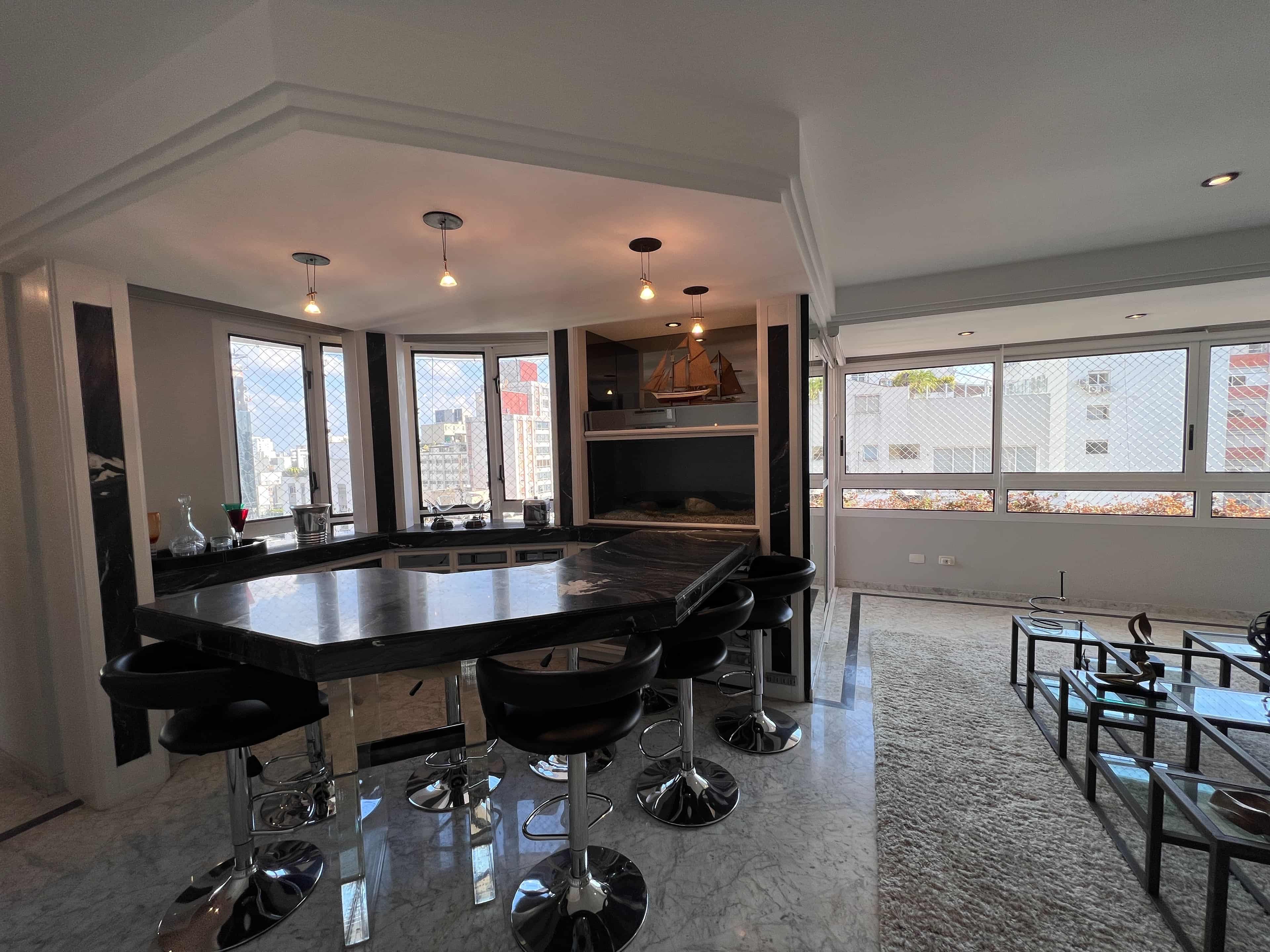 Condomínio George V - foto de fundo