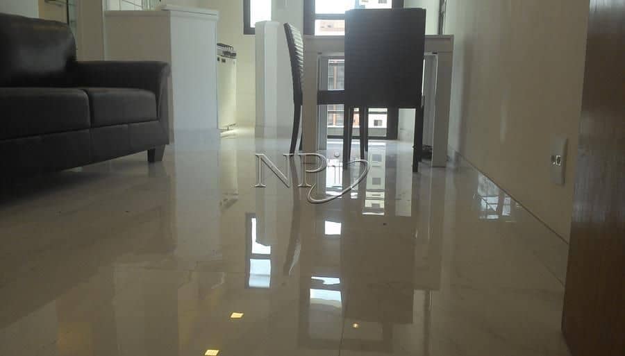 The First Place The First Place - foto principal