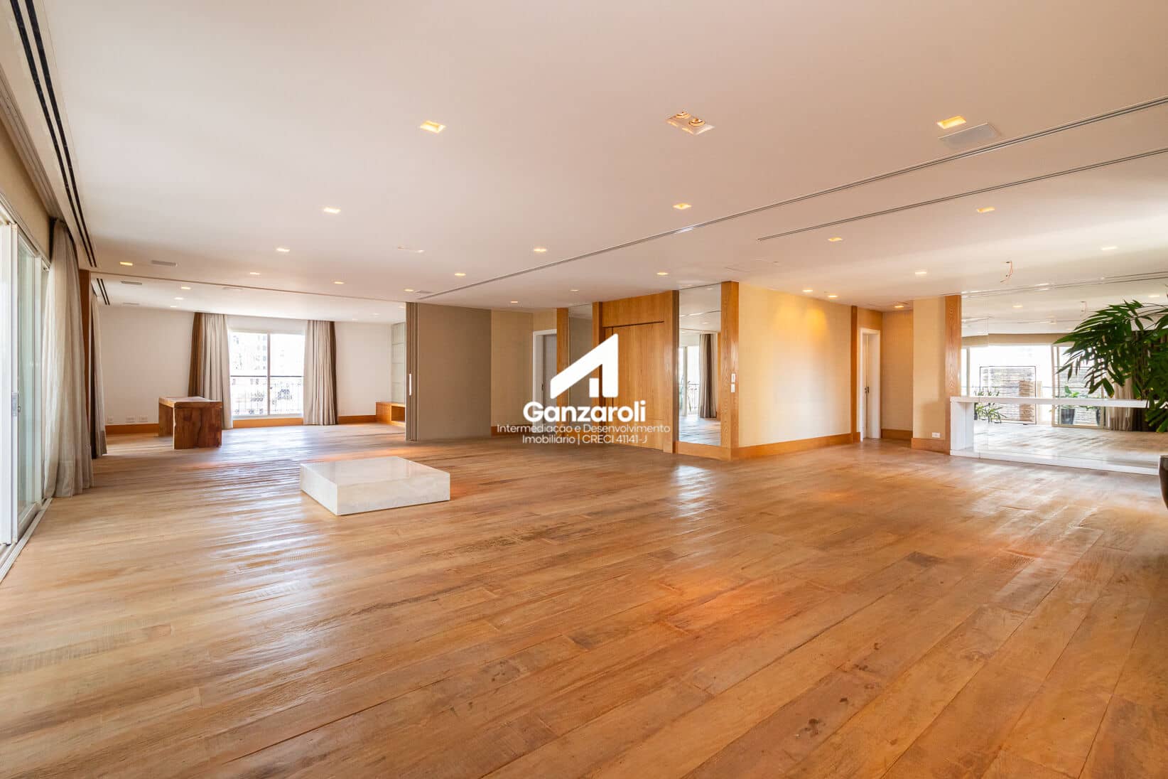 Edifício Palazzo Di Ferrara e Palazzo Di Savoia Edifício Palazzo Di Ferrara e Palazzo Di Savoia - foto principal