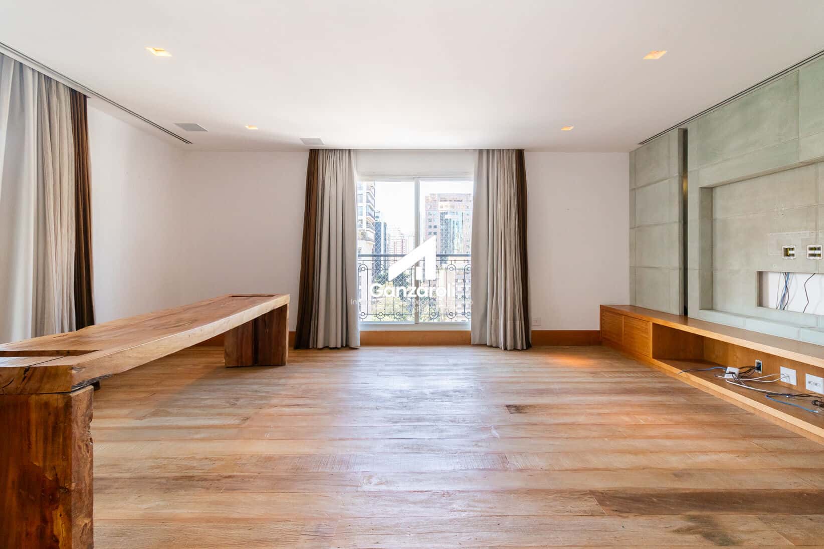 Edifício Palazzo Di Ferrara e Palazzo Di Savoia - imagem 3 Edifício Palazzo Di Ferrara e Palazzo Di Savoia - imagem 3